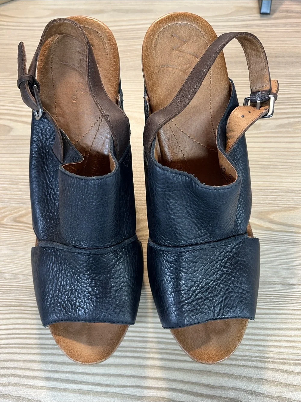 Naya black leather